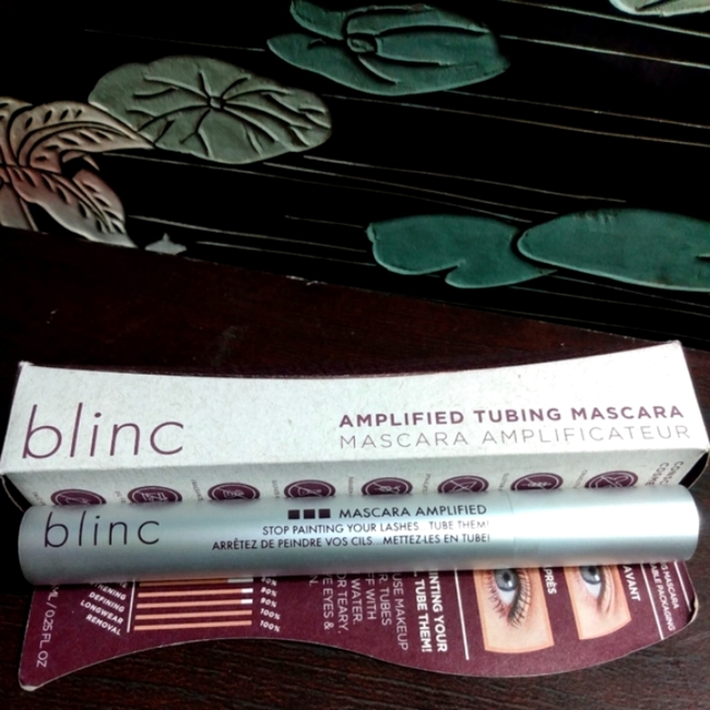 NEW (black) Amplified Tubing Mascara